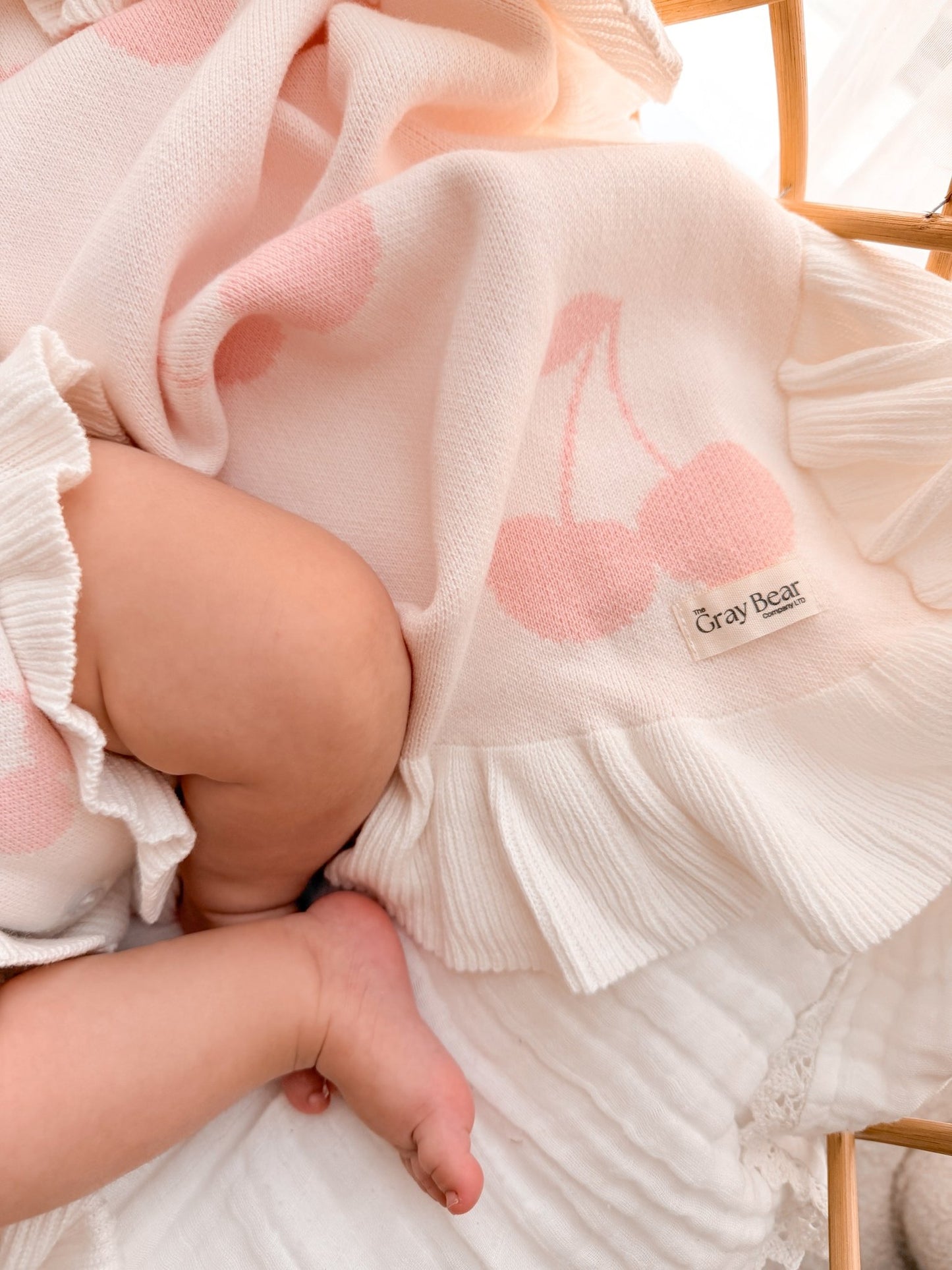 Ruffled Edge Blanket | Pink Cherry
