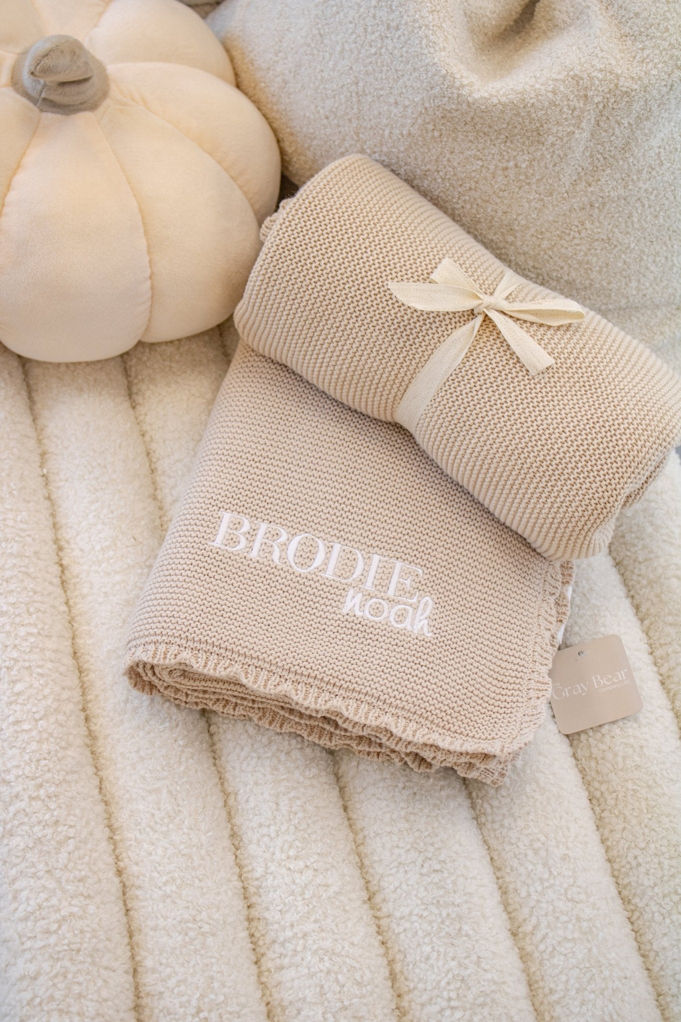 Scalloped Edge Baby Knit Blanket | Soft Beige