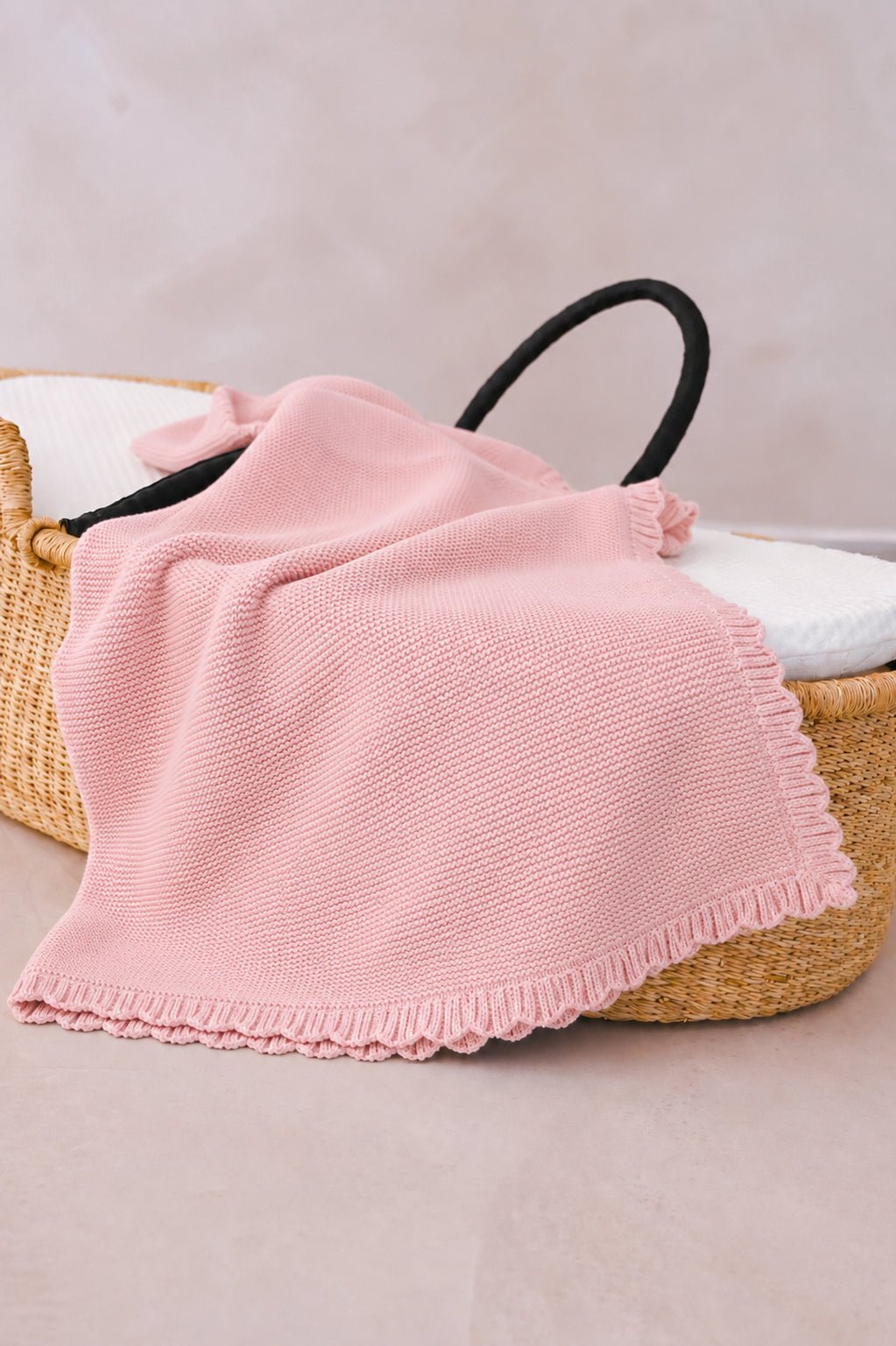 Scalloped Edge Blanket | Blossom Pink