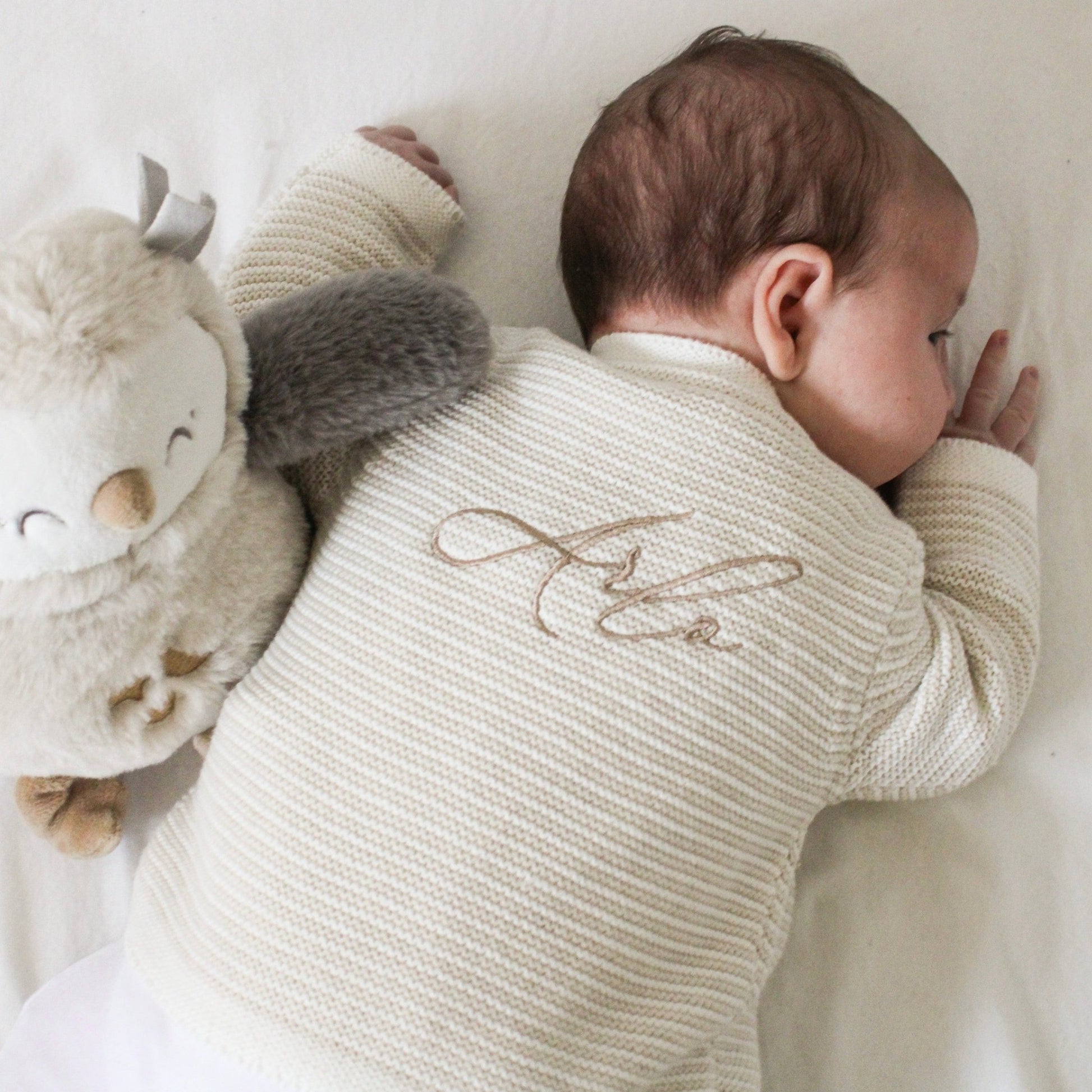 Custom Embroidered Baby Cardigan: Perfect for Any Occasion
