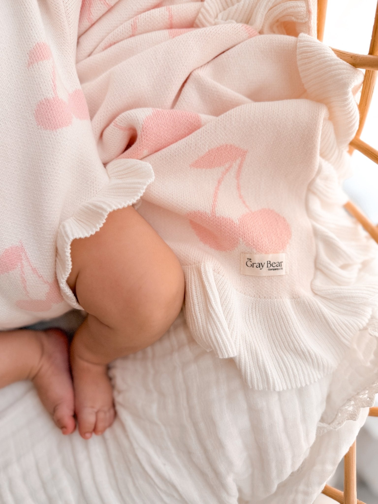 Ruffled Edge Blanket | Pink Cherry